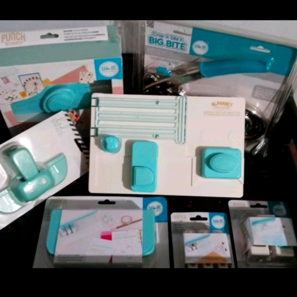NEW! 7 Piece BUNDLE Arts and Crafts WE R